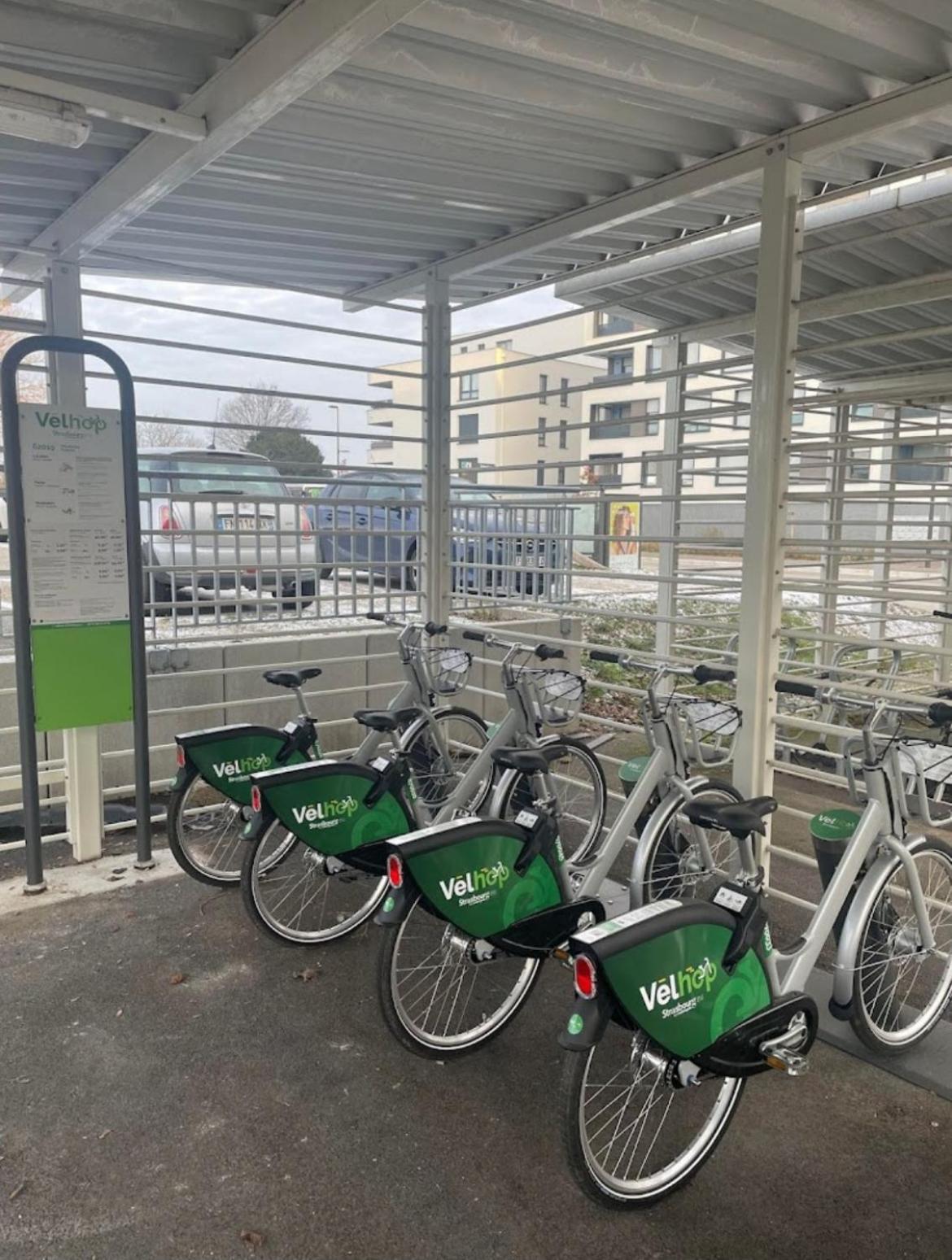 Appartement Calme Avec Balcon, A 4Km Du Centre, Parking, Wi-Fi, Netflix Gratuit Strasbourg Exterior foto